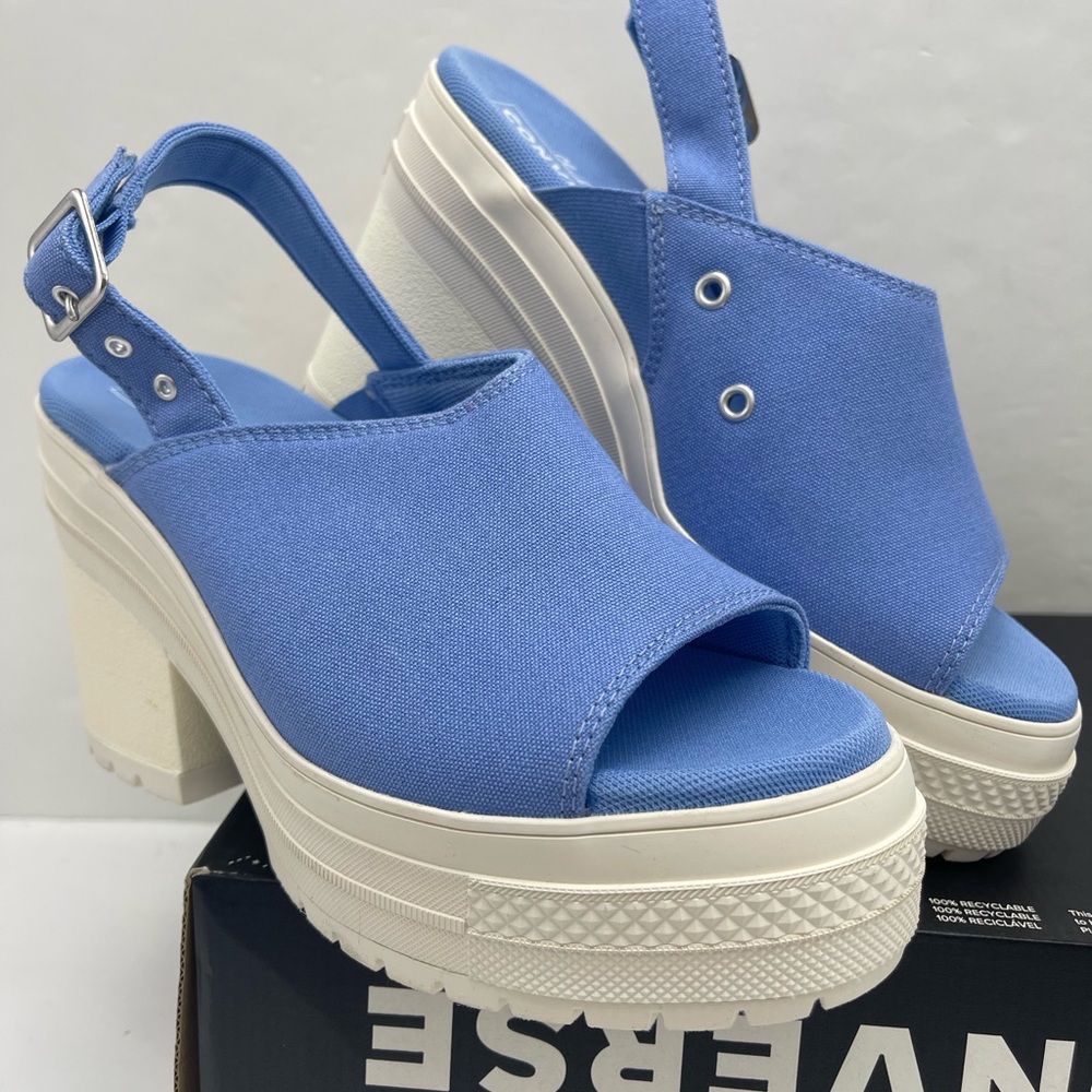 Converse WMNS A13810F
CHUCK 70 DE LUXE HEEL MULE OX OPEN SKY/EGRET Platform Heel - Picture 4 of 16
